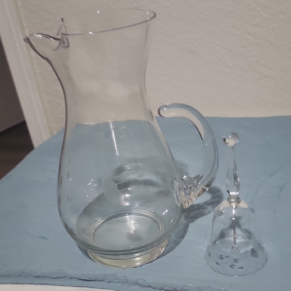 Princess House Vintagr Crystal Heritage Pitcher and dinner Bell.